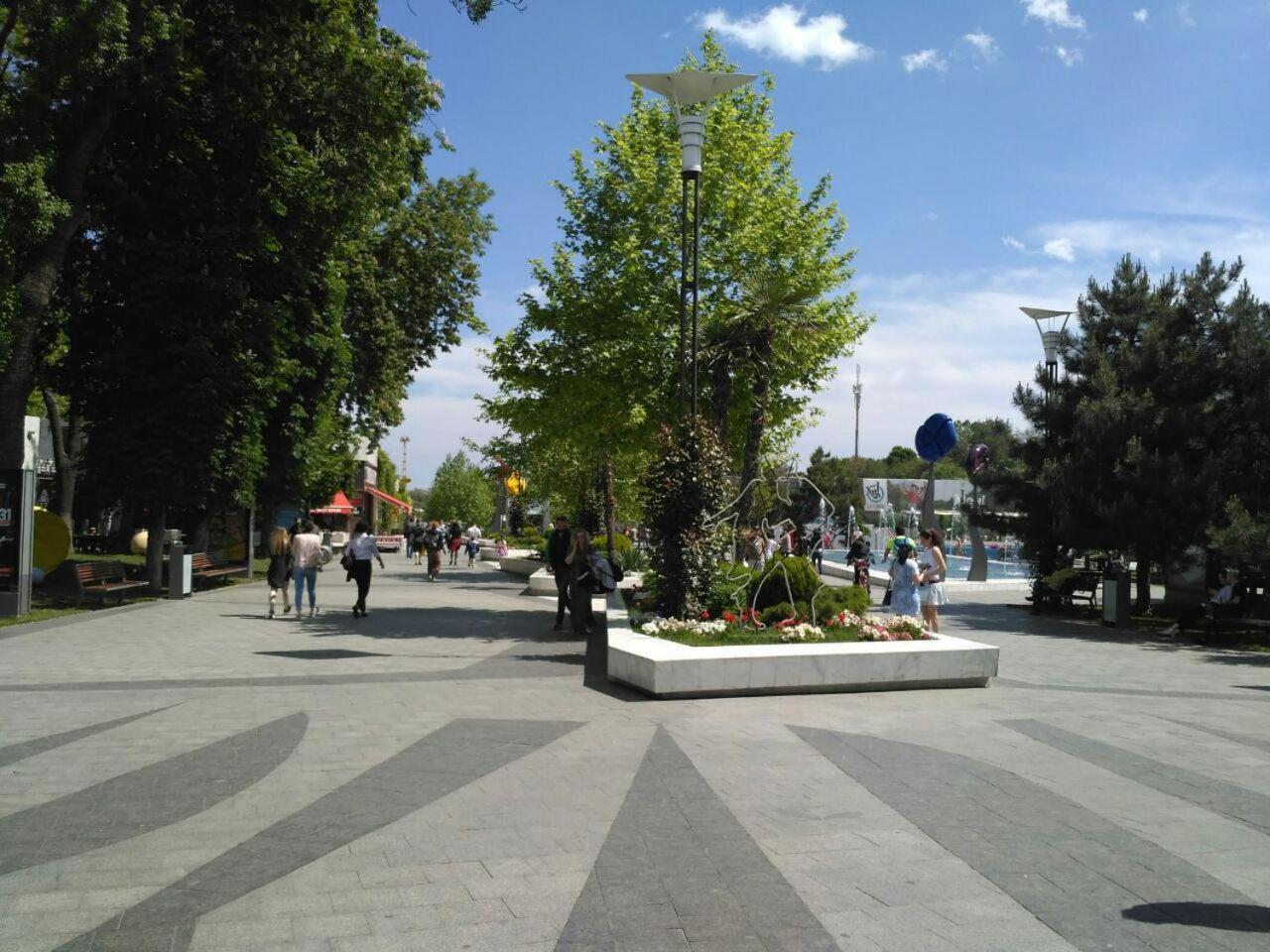 King - Size Apartment Odesa Exterior foto