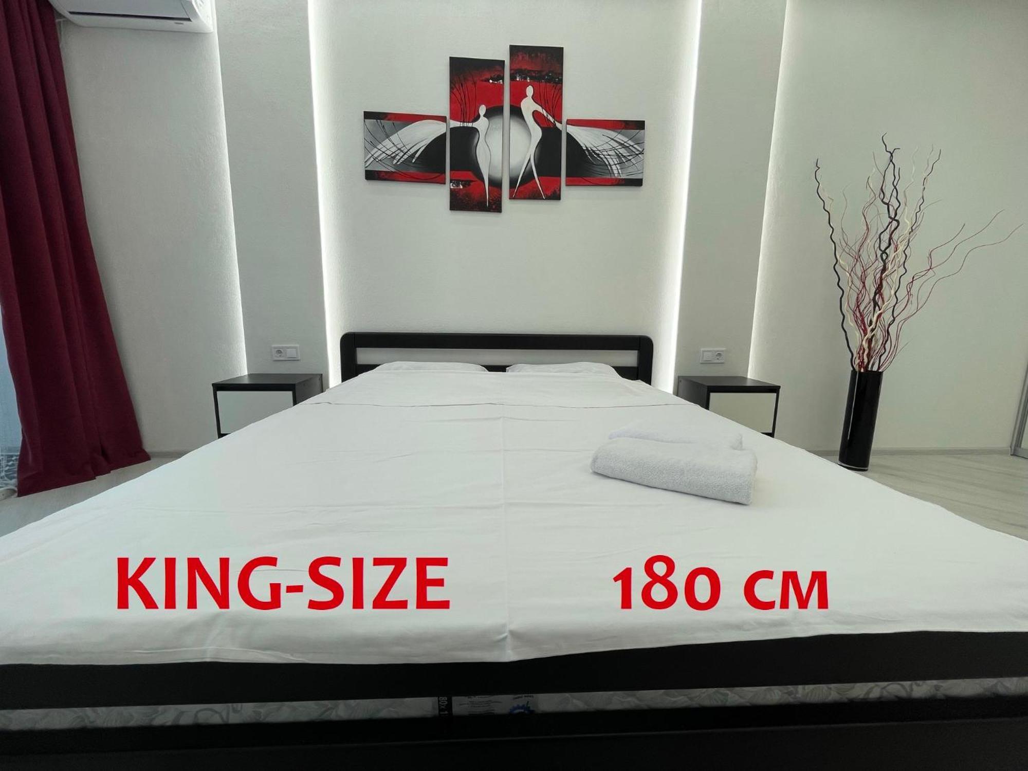King - Size Apartment Odesa Exterior foto